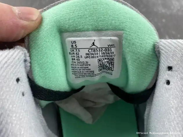 Official Maikesneakers Green Air Jordan Glow 3 CT8532-031 0528